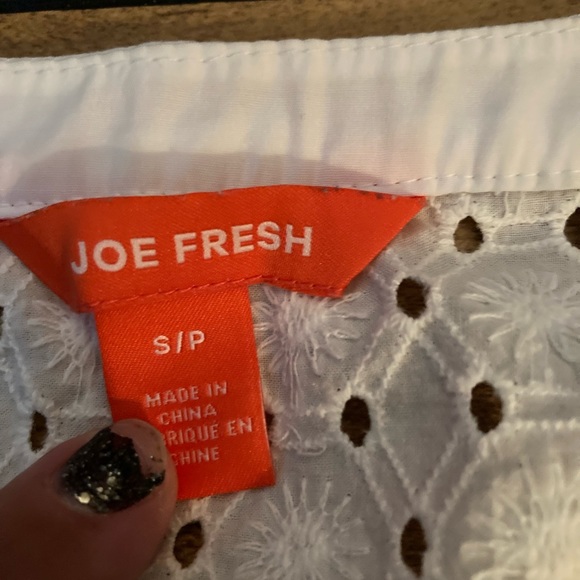 Joe Fresh Sleeveless Blouse - Picture 2 of 2